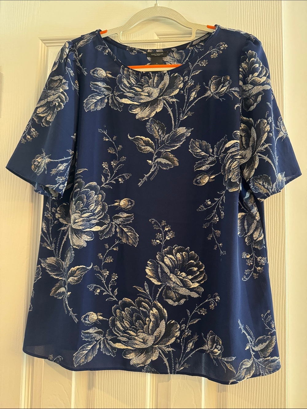 Ann Taylor Navy and White Floral Short-Sleeve Blouse